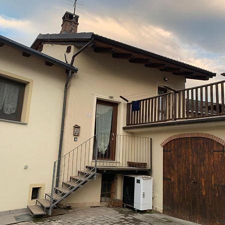 فيلا La Casa Di Nonna Pina Roccasparvera المظهر الخارجي الصورة