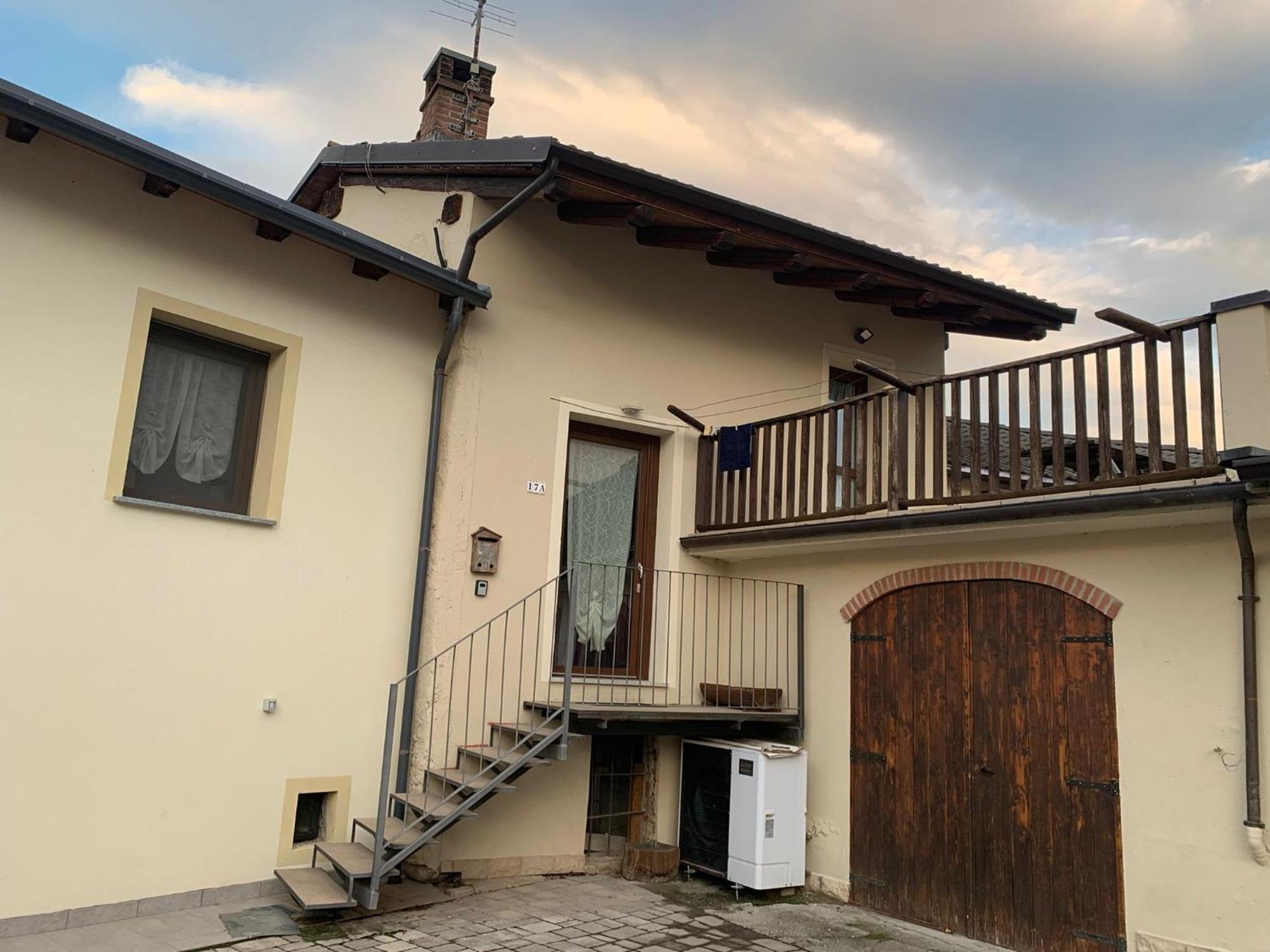 فيلا La Casa Di Nonna Pina Roccasparvera المظهر الخارجي الصورة